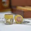 các sản phẩm nhỏ bên trong